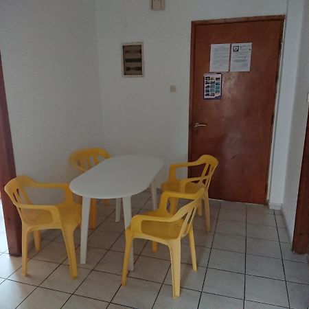 דירות סארטי House Papus מראה חיצוני תמונה